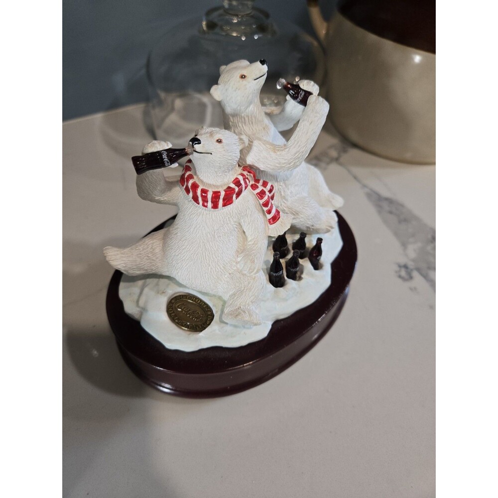 Vintage And Nostalgic Coca Cola Christmas Around the World Polar Bear Musical